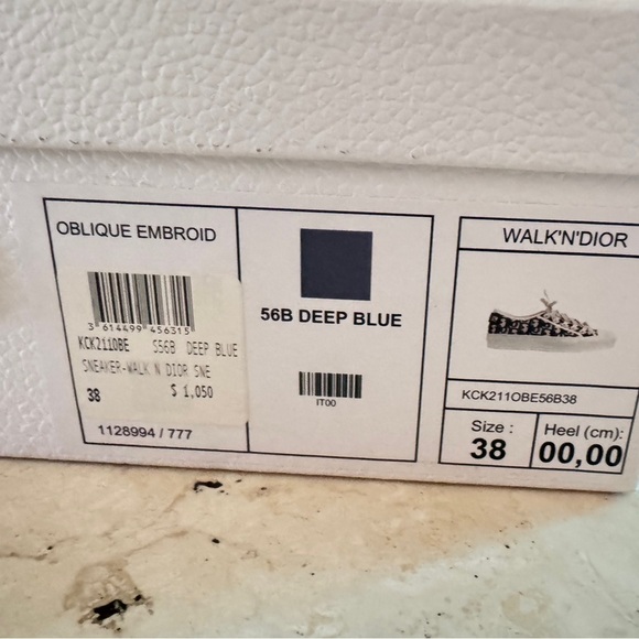 Dior Sneakers Size 8 - Picture 5 of 5